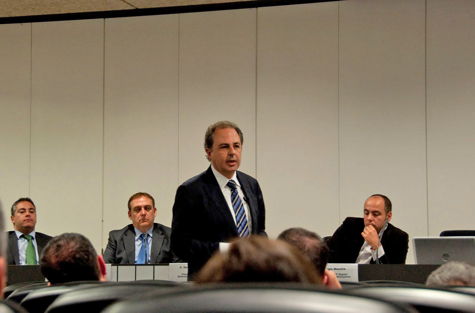Salvador Sánchez Quiles, ip El Poder Invisible, Medios